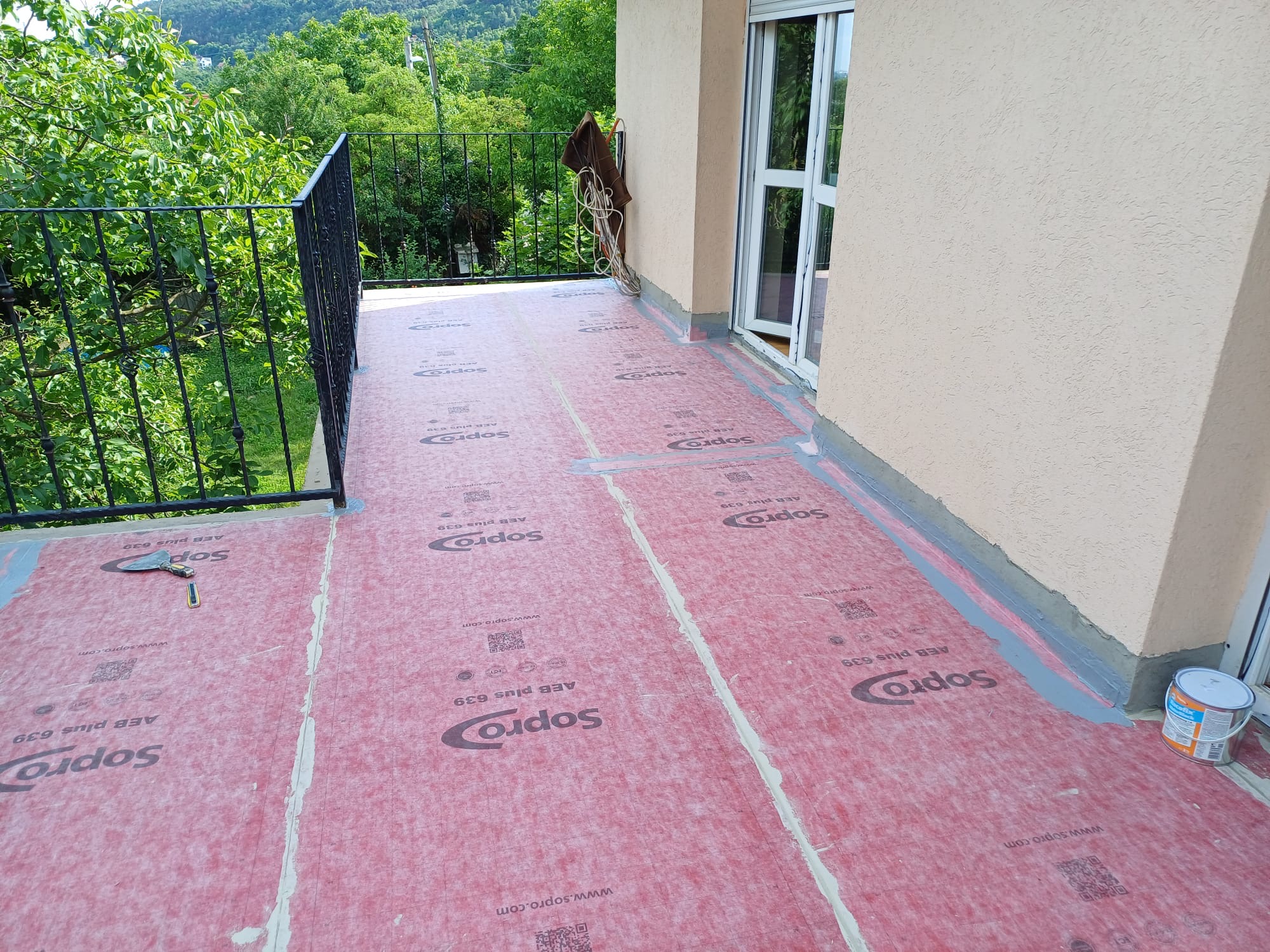 3. referencia előtte